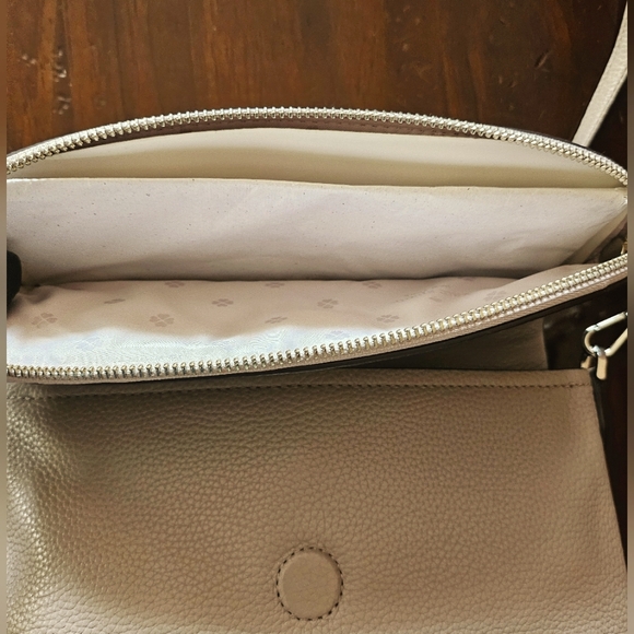 Kate Spade Pebbled Leather Fold Over Bag! NWOT! - Picture 8 of 13